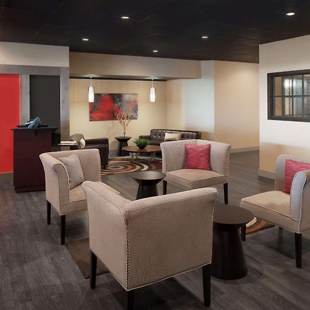Ramada By Wyndham Uniontown Hotell Eksteriør bilde