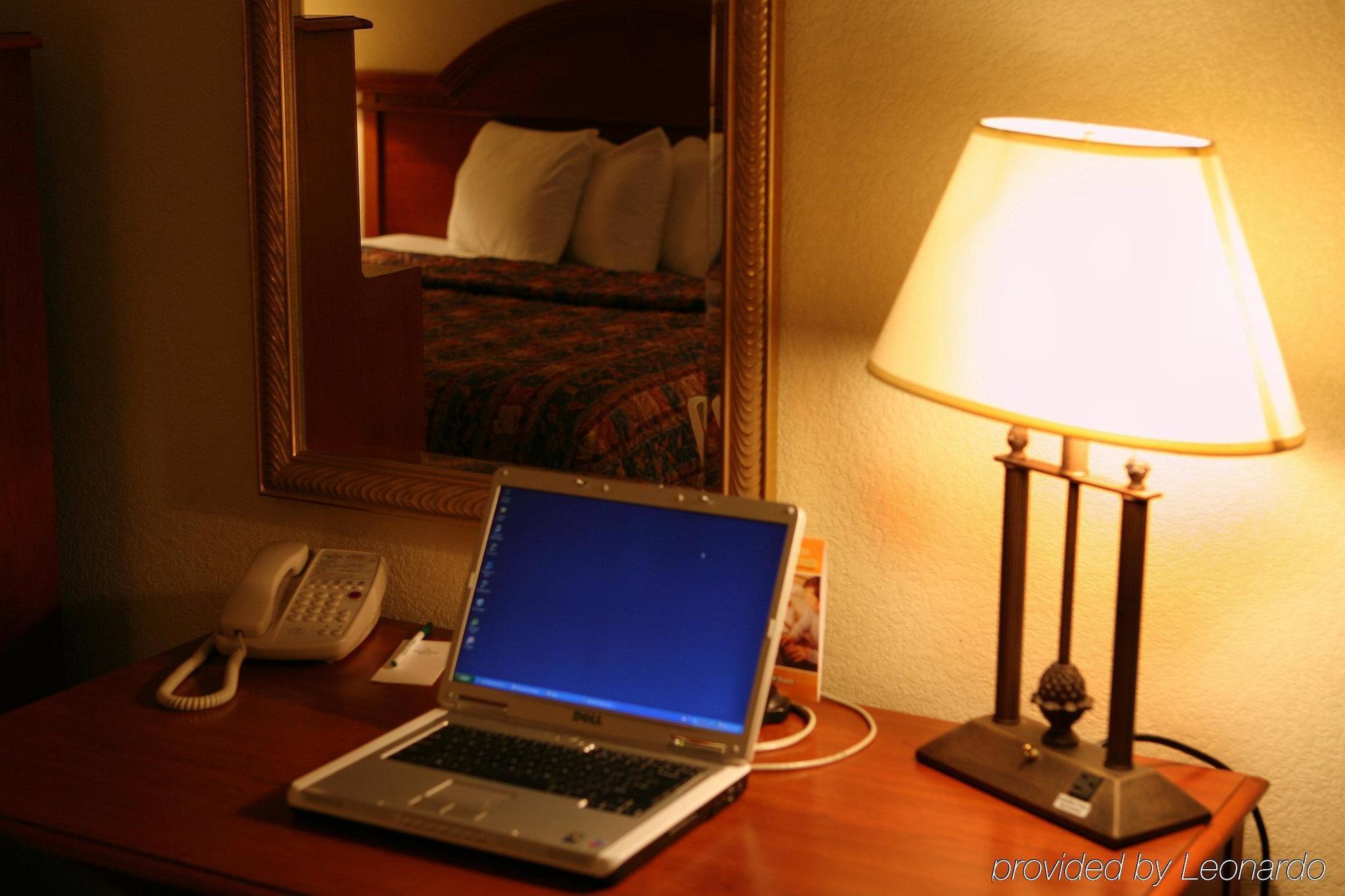 Ramada By Wyndham Uniontown Hotell Rom bilde